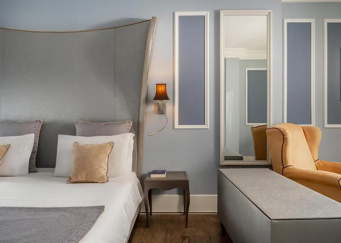 Central hotel: Hotel Campo Marzio