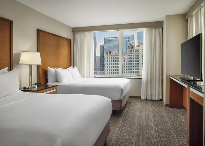 Embassy Suites By Hilton Chicago Downtown Magnificent Mile