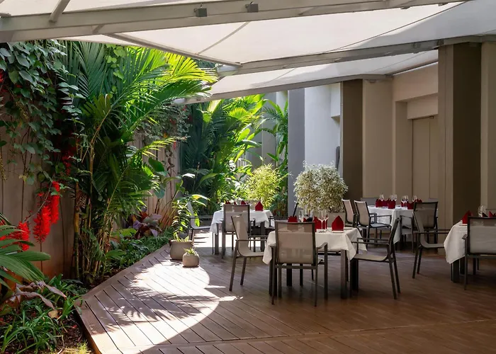 Radisson Blu & Residence Arboretum