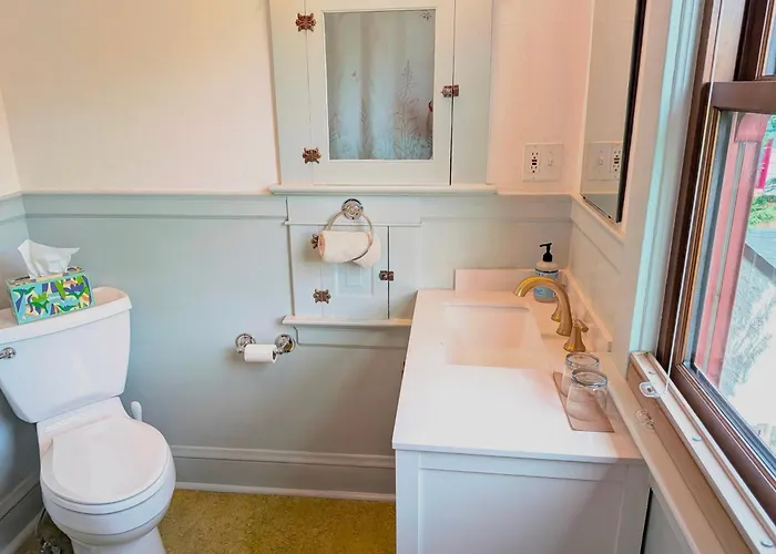B&B only: Bluebird Guesthouse