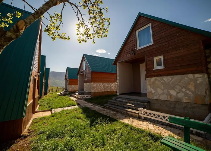 Rural Resort Tron