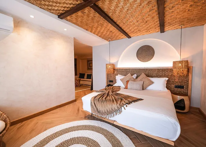 Zentrales Hotel: Lost Seaside Hotel