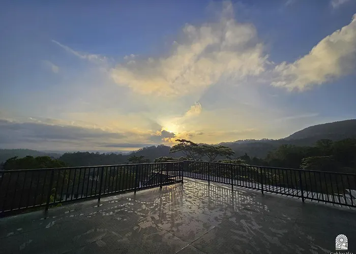 Golden Sky Hotel & Wellness