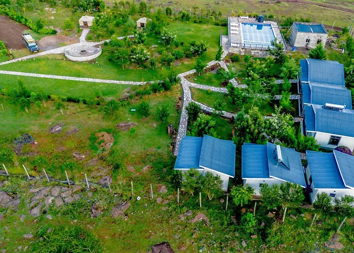 Rianta Hills Mara Resort