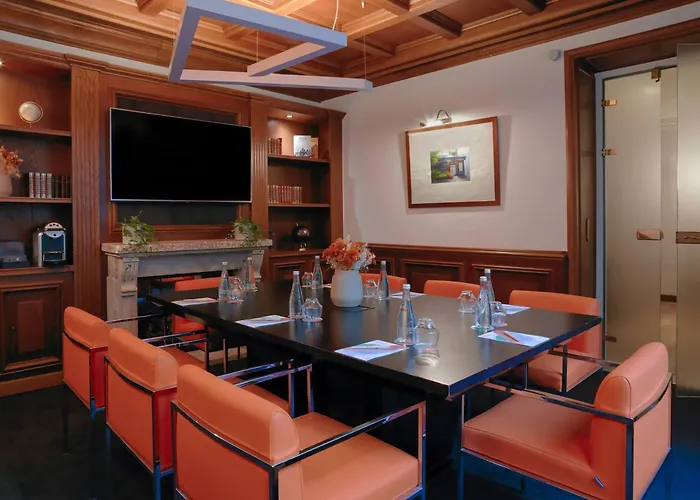 Hotel boutique: Melia Paris Champs Elysees