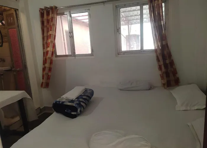 Sunrise Lodge