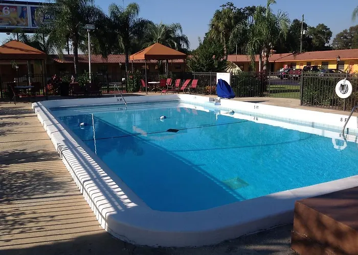 Family Hotel: Silver Princess Motel