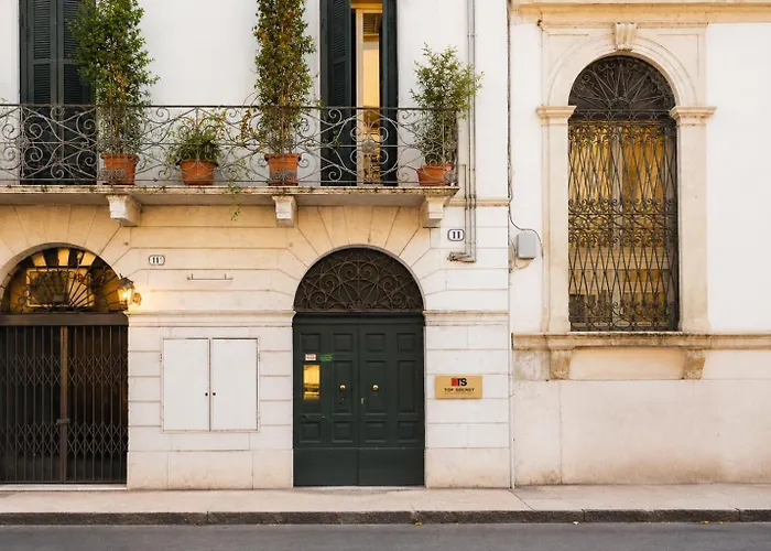 Palazzo Della Torre