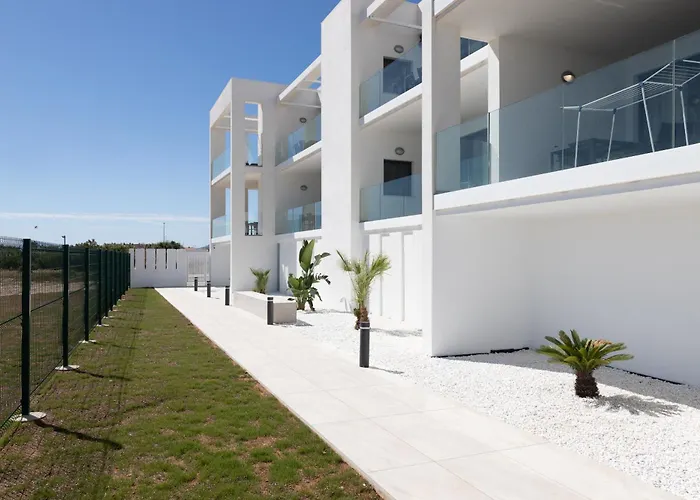 Oliva Suites