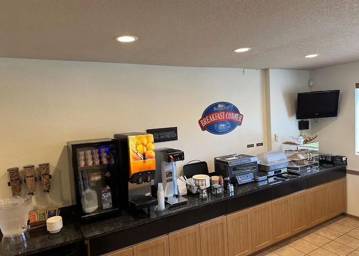 Motels River House Inn, A Baymont By Wyndham
