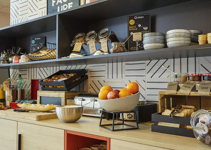 3 star hotel: Aparthotel Adagio Access Dijon Republique