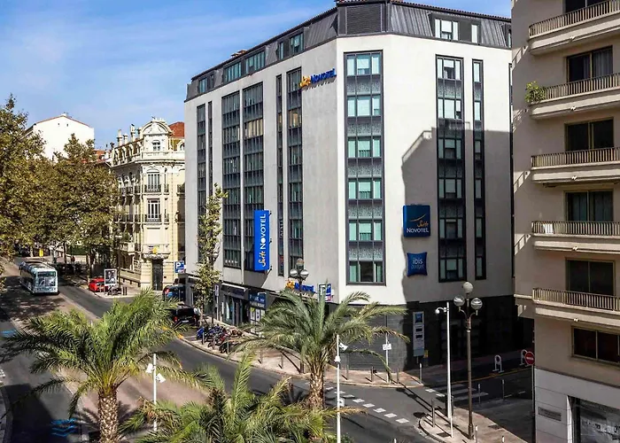 Novotel Suites Centre