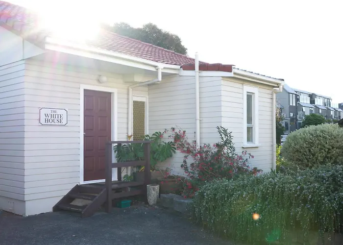 3 star hotels Alpers Lodge & Conference Centre