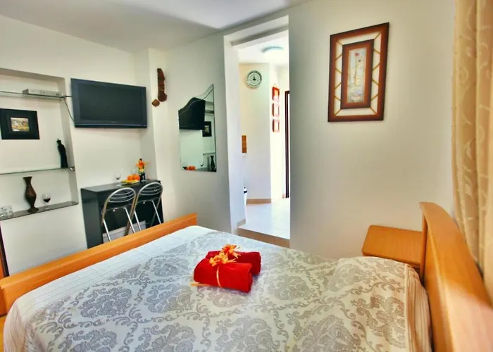 Pension Guide Haifa Guest House