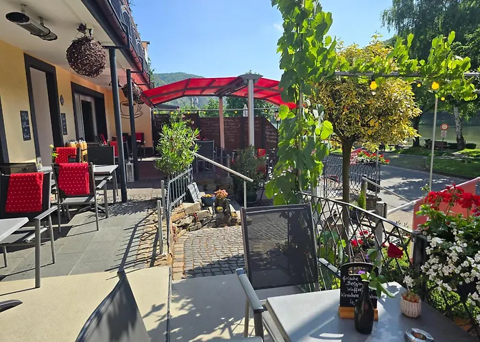 Weinhotel Hubertus Garni