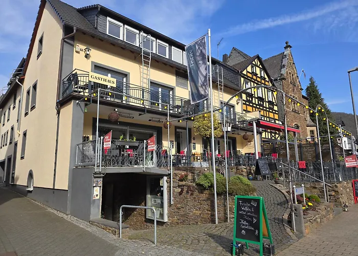 Weinhotel Hubertus Garni