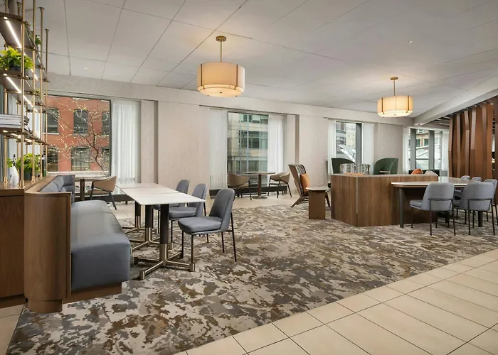 Springhill Suites Chicago Downtown/River North