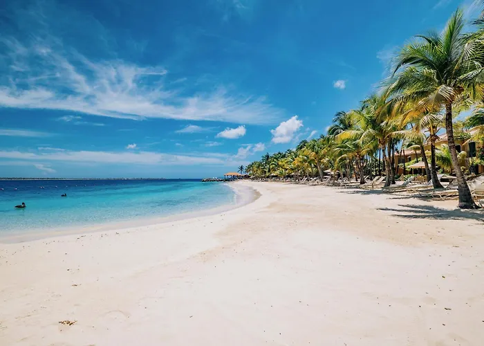 Harbour Village Beach Club