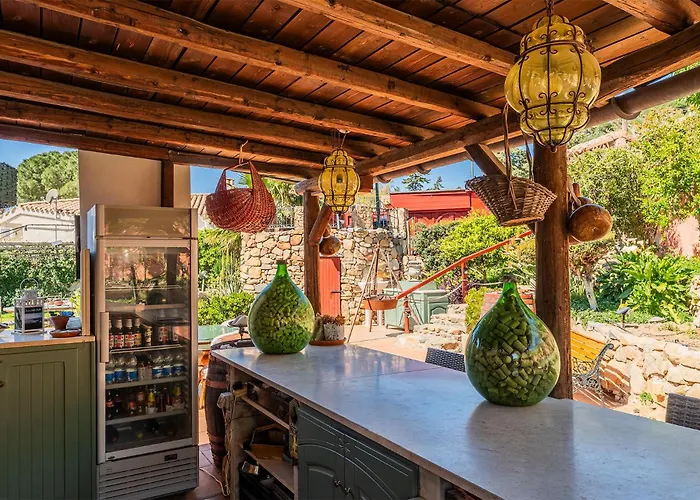 Guest House Villa Verde - Short Term Room Rentals