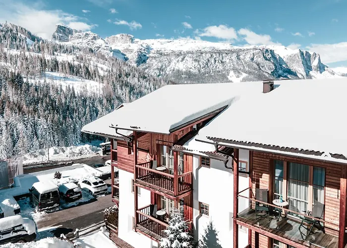 Hotel La Fradora - Dolomites Hotel