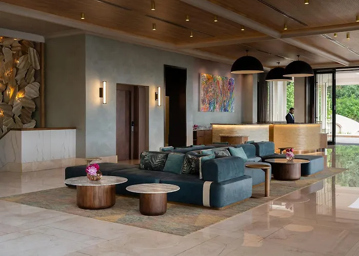 Four Seasons Hotel The Westcliff