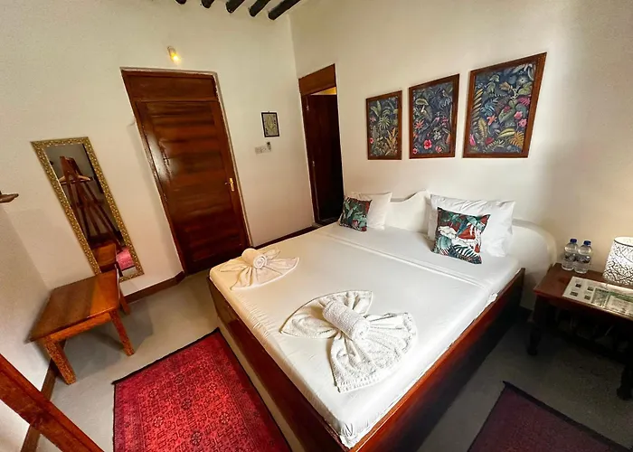 The African Paradise Beach Hotel