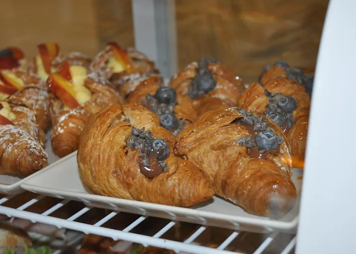  Susy - Bakery&Gluten Free - Direttamente Su Viale Dante A Due Passi Dal Mare