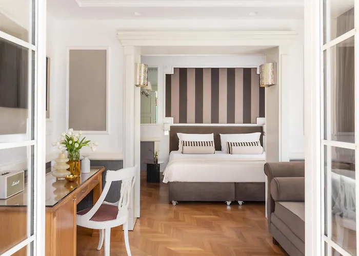 The Britannia Hotel