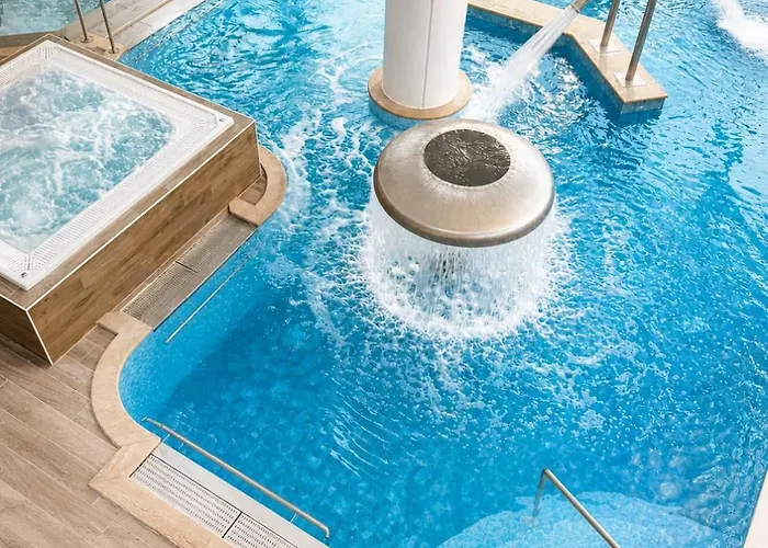 & Spa Marina D'Adelphia