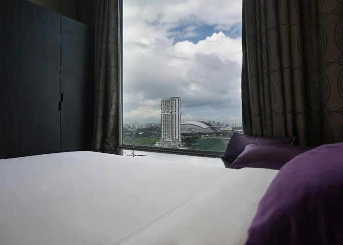 V Hotel Lavender