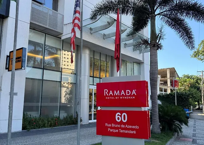 Ramada & Suites Campos Pelinca
