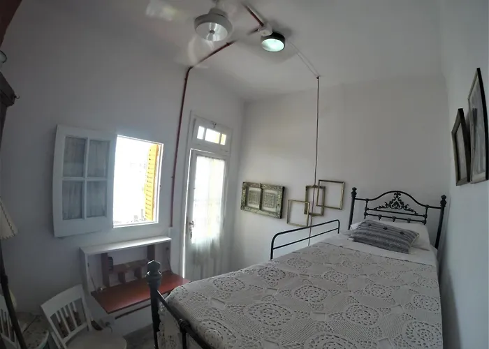 Andiamo Guest House