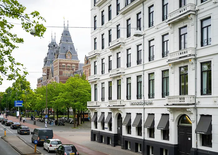  Leonardo Amsterdam Museum Quarter