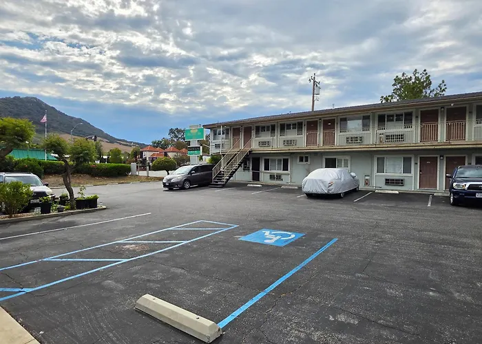 Hotels Close to Airport San Luis Inn And Suites