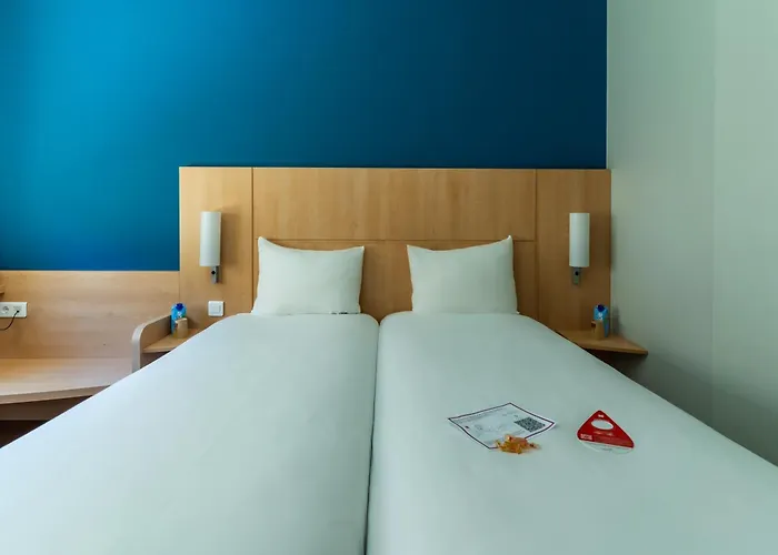Ibis Plaza Glories 22@