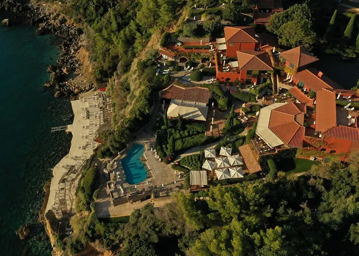 In Luxury hotels Il Pellicano