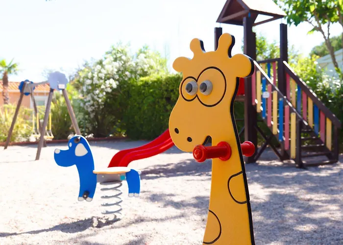Camping La Pinède Enchantée
