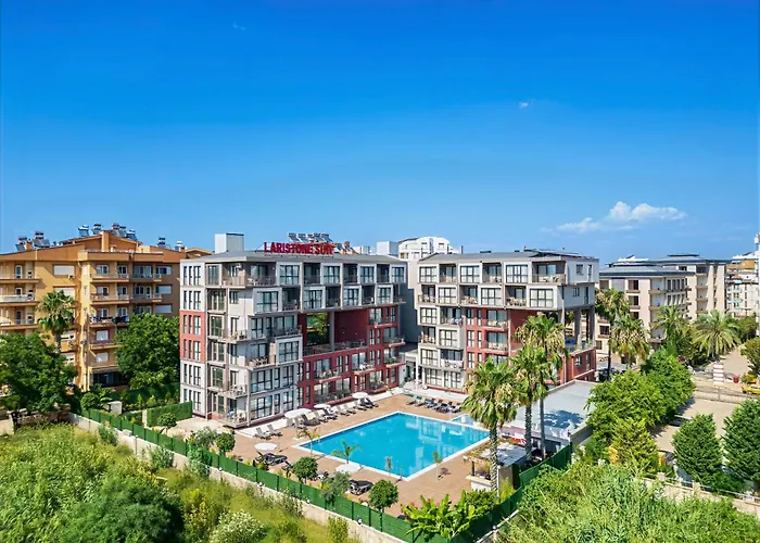 Laristone Suite Spa Hotel