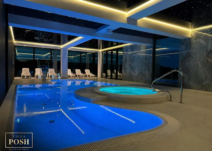 Villa Posh All Suites & Spa