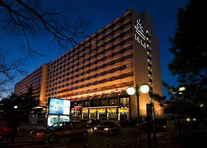 Jinglun Hotel