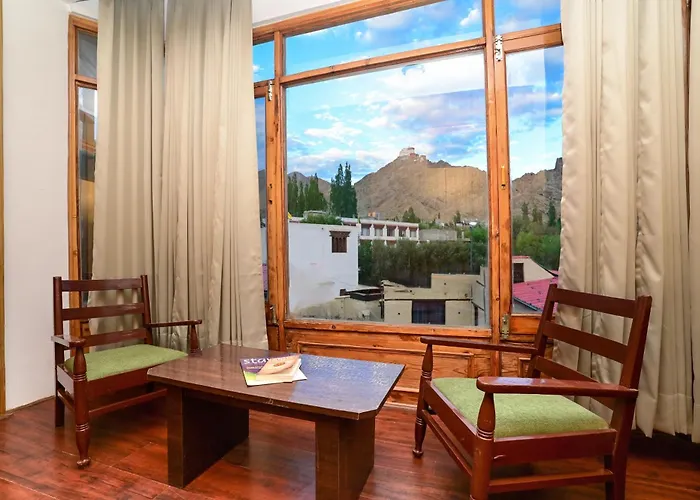 Hotel Karakoram