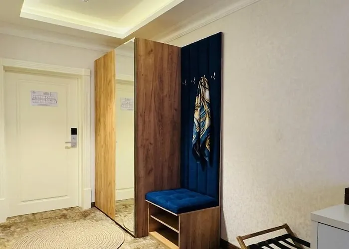 Garnet Mir Airport Hotel