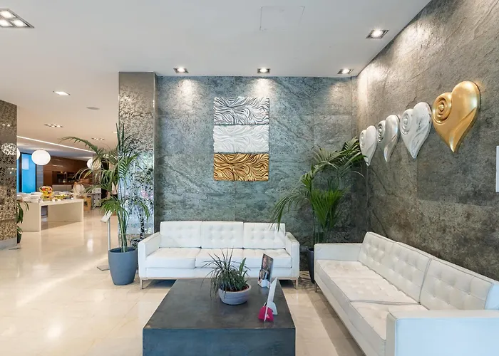 4 Viale Masini Hotel