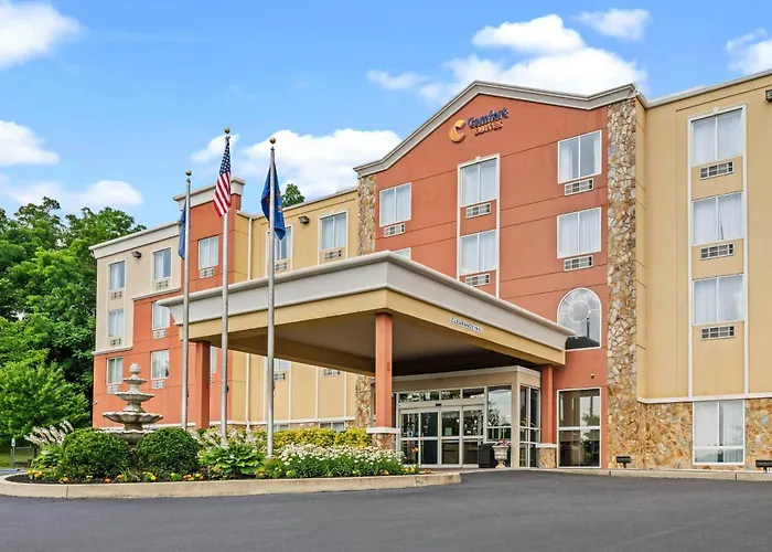 Family resorts Comfort Suites Near Gettysburg Battlefield Visitor Center