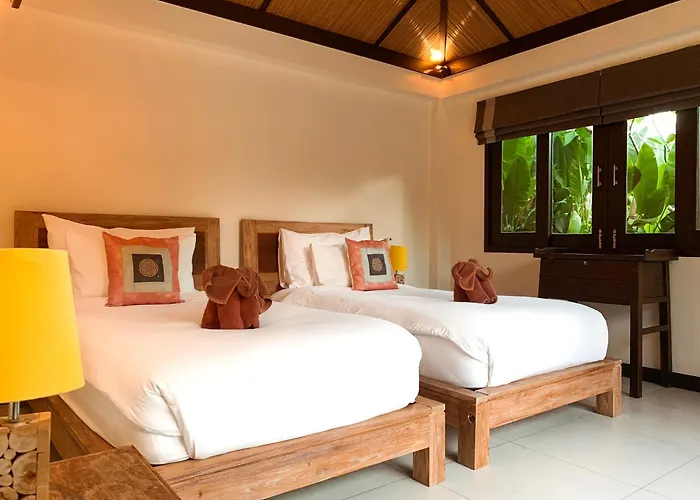 Private villas Alanta Pool