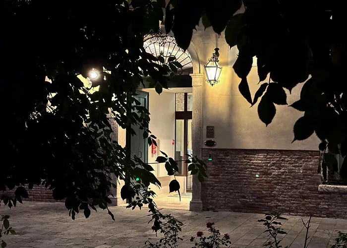 Family Friendly Hotels Aquarius Venice - Ascend Collection