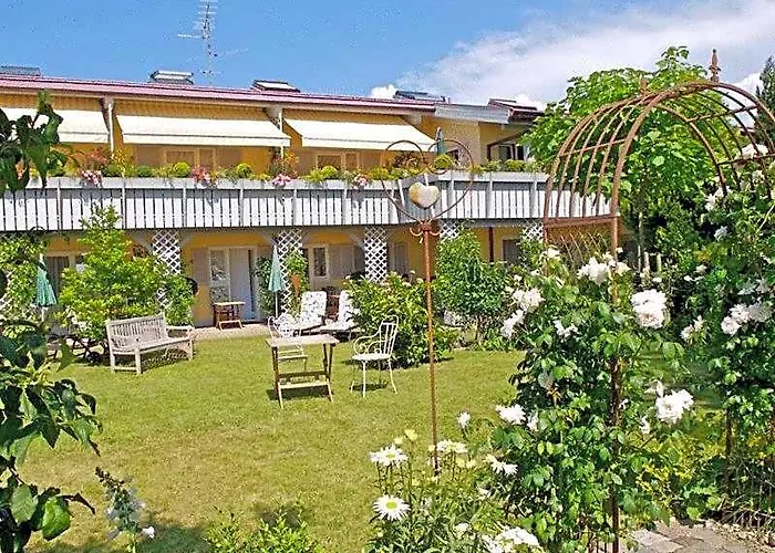 3 SterneHotel Landhotel Herzberger Garni Zimmer & Ferienwohnungen