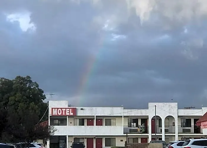 Eunice Plaza Motel