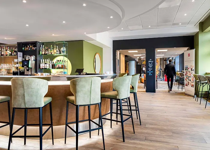 Hotels With Four Stars Novotel Lyon Gerland Musee Des Confluences