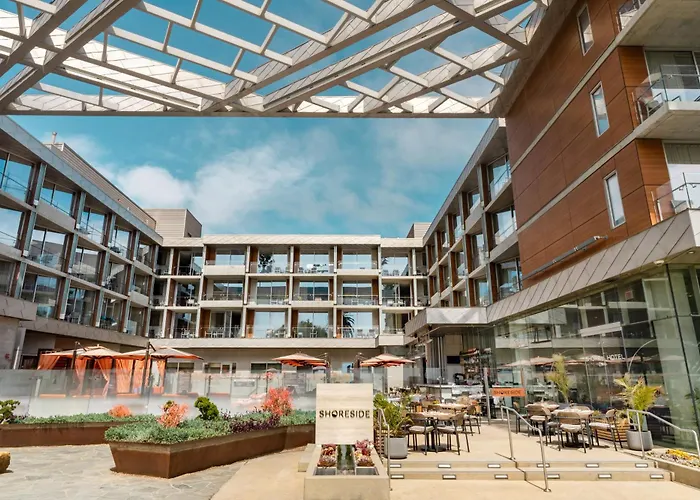 Shore Hotel